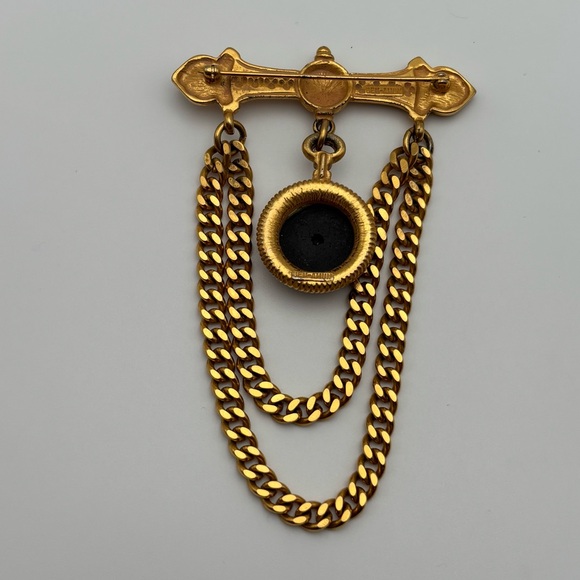 Ben-Amun Gold Tone Chain Brooch With Fleur-De-Lis Medallion - Picture 3 of 4